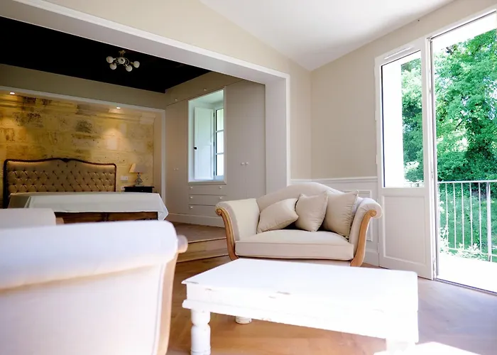 Willa Chateau Le Moulin - Pomerol